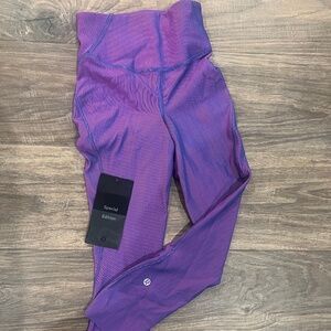 Lululemon SPECIAL EDITION purple two tone ribbed leggings 23” size 0
